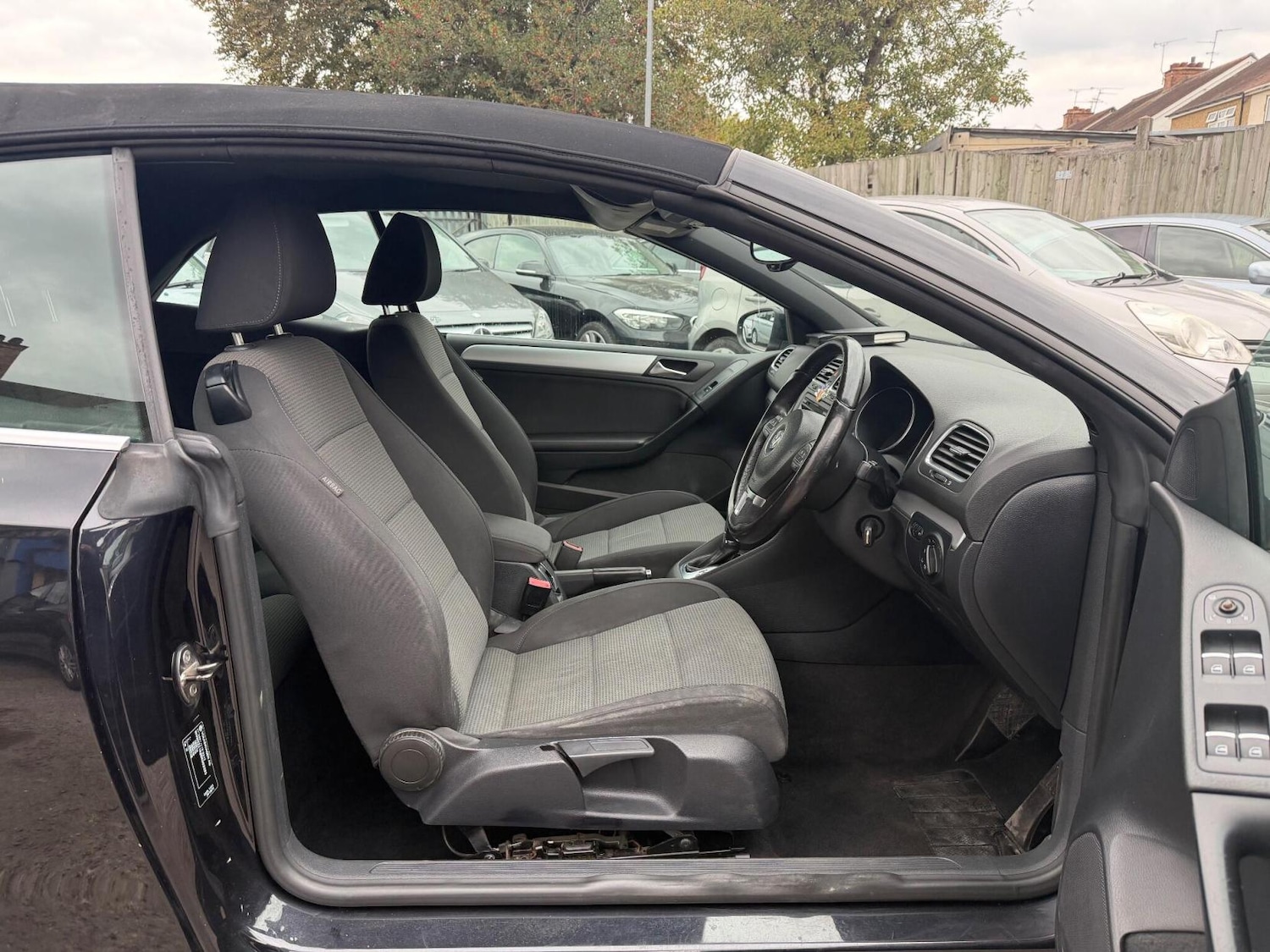 Used Volkswagen Golf 2012 for sale - 76762214: Photo 17