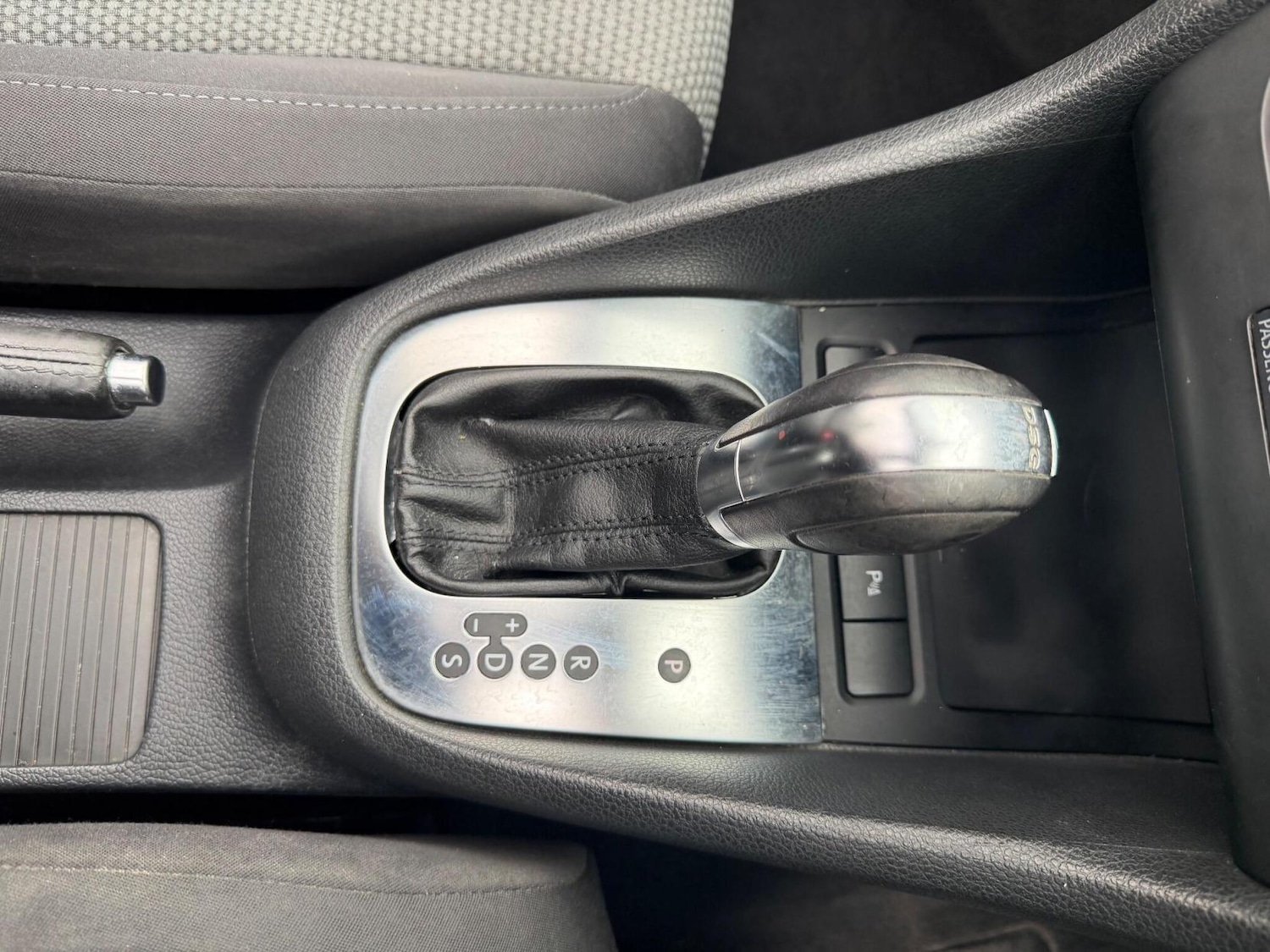 Used Volkswagen Golf 2012 for sale - 76762214: Photo 54