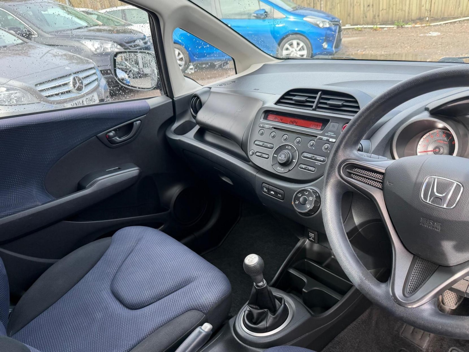 Used Honda Jazz 2012 for sale - 76762222: Photo 37