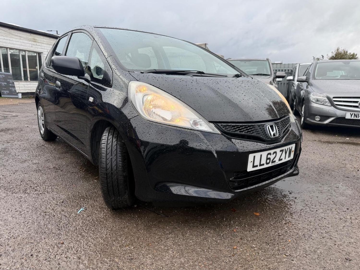 Used Honda Jazz 2012 for sale - 76762222: Photo 64