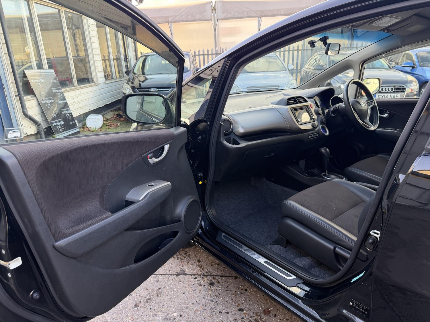 Used Honda Fit 2021 for sale - 76762227: Photo 33