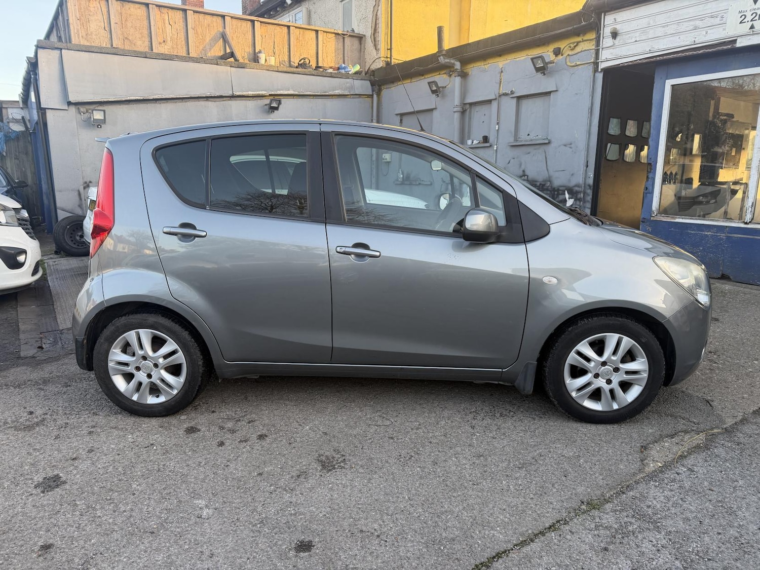 Used Vauxhall Agila 2012 for sale - 77079410: Photo 12