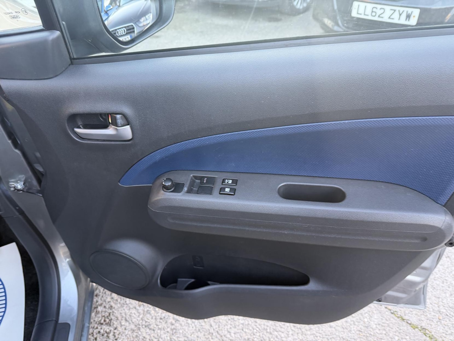 Used Vauxhall Agila 2012 for sale - 77079410: Photo 47