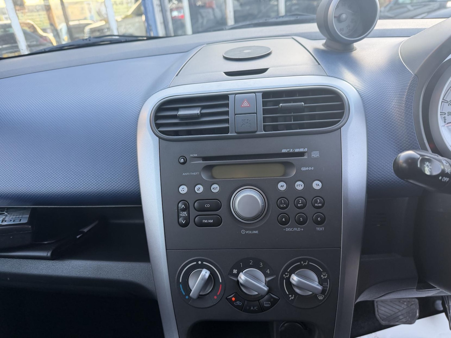 Used Vauxhall Agila 2012 for sale - 77079410: Photo 52