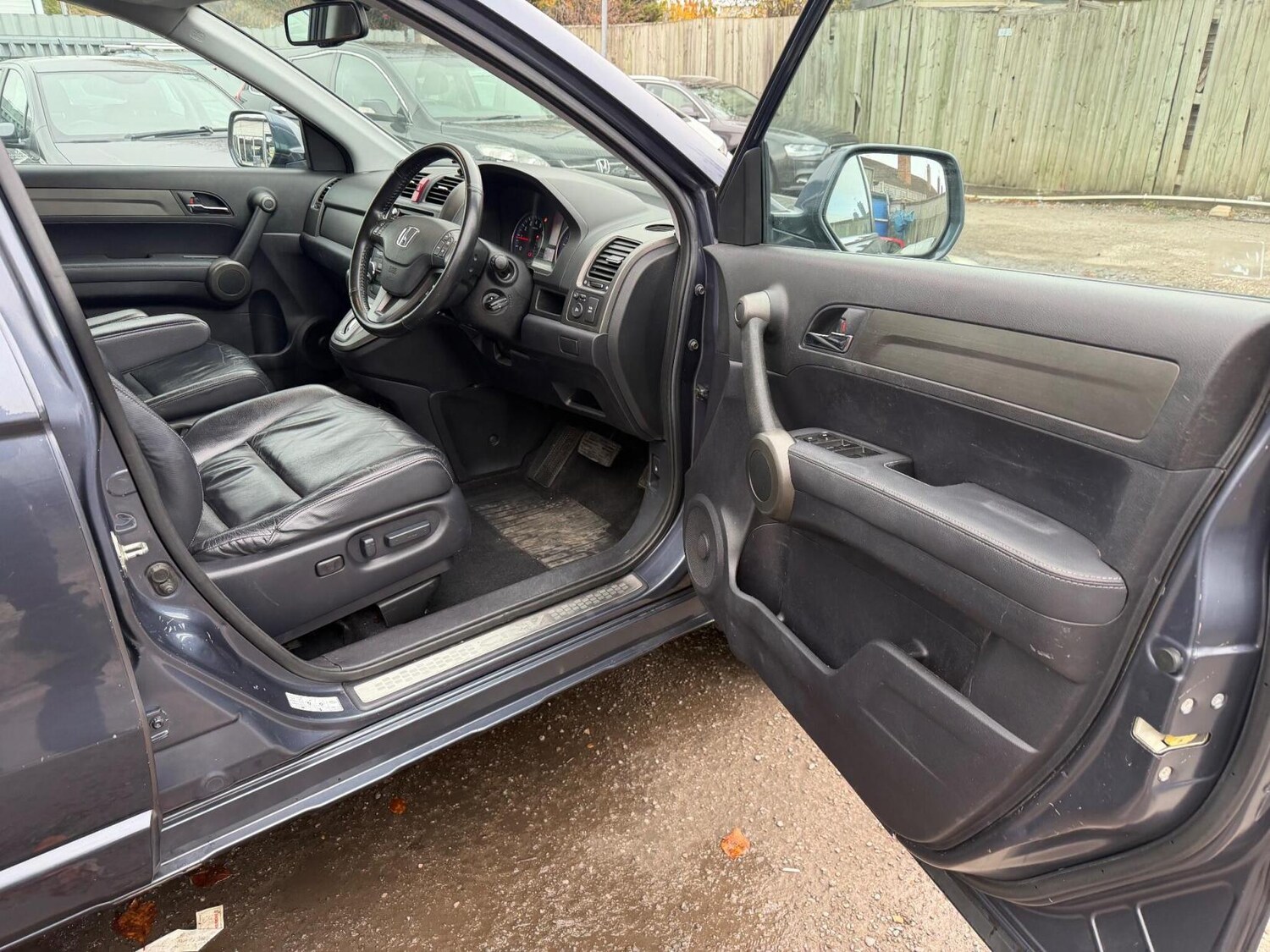 Used Honda CR-V 2012 for sale - 76762220: Photo 38