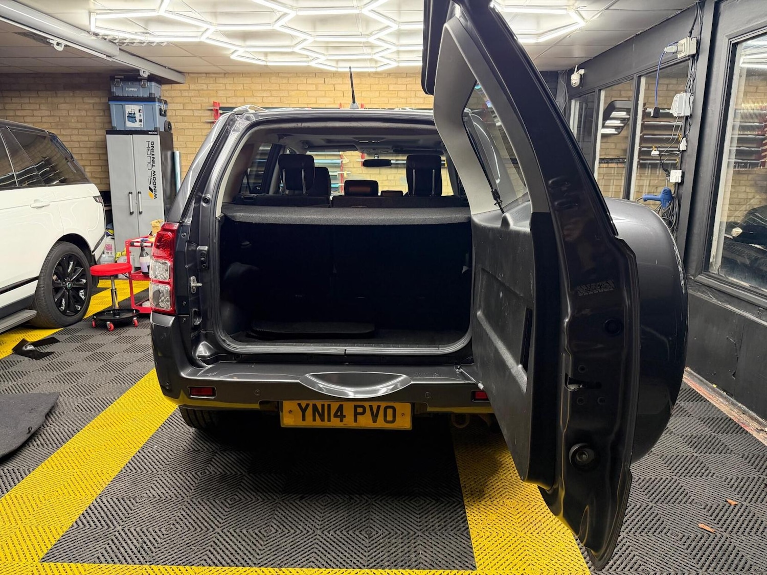 Used Suzuki Grand Vitara 2014 for sale - 76762217: Photo 17