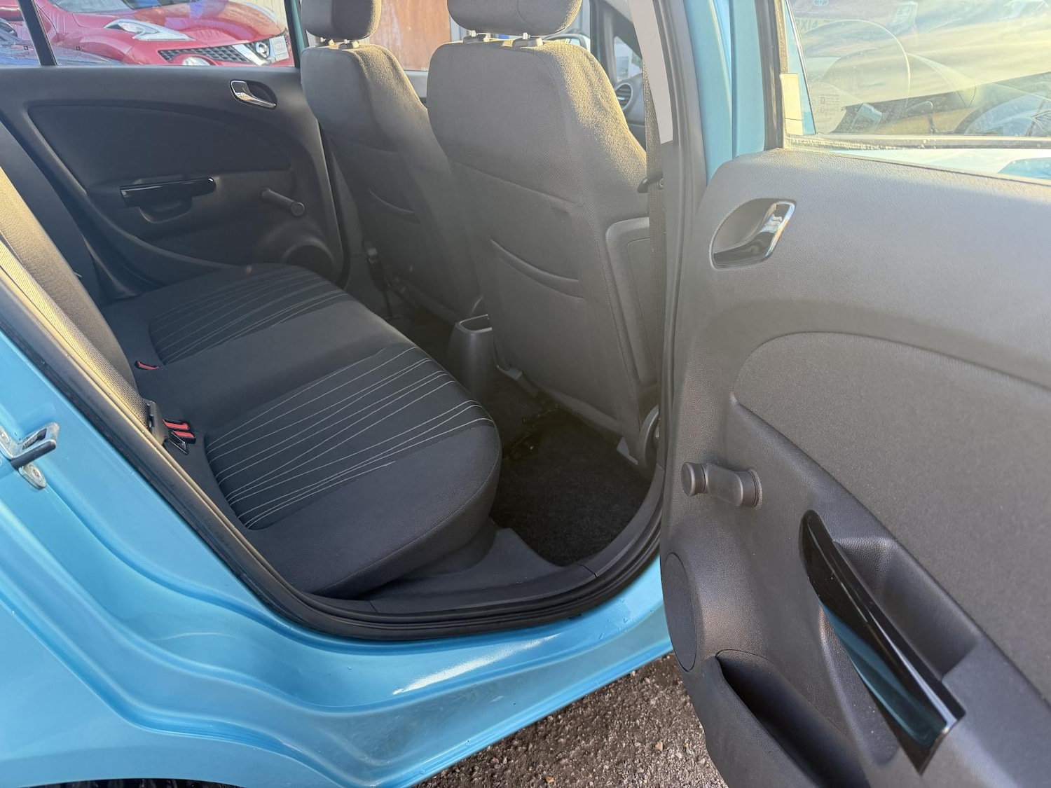 Used Vauxhall Corsa 2010 for sale - 76762216: Photo 27