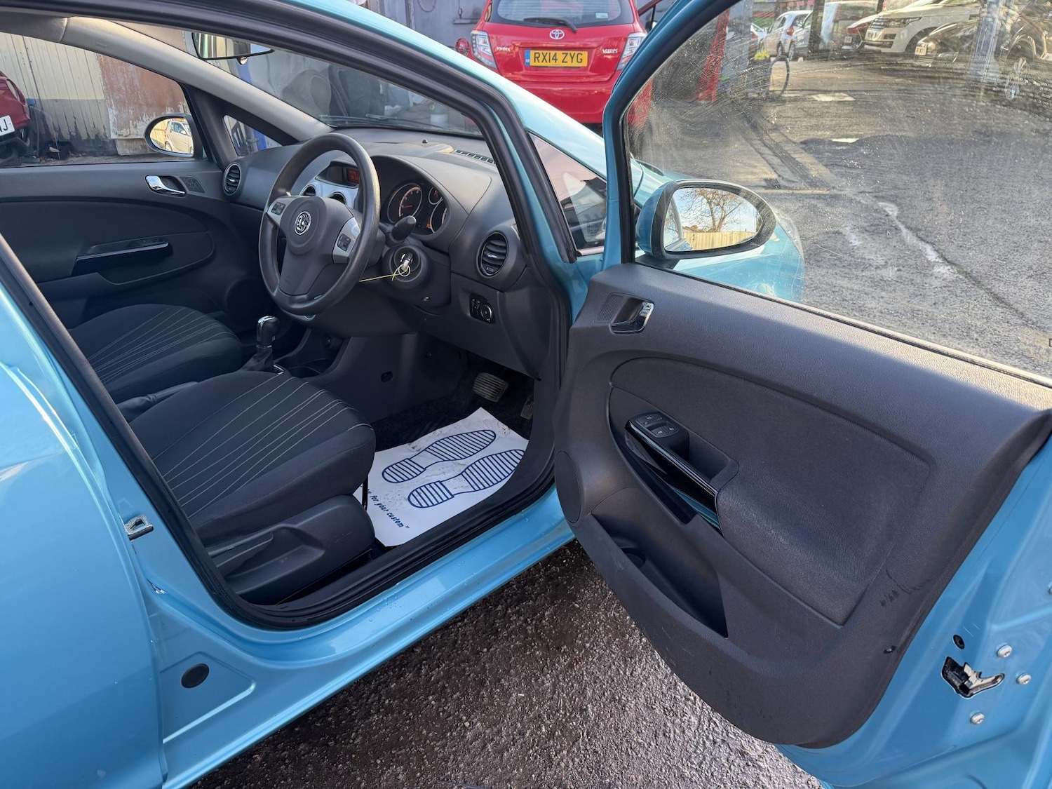 Used Vauxhall Corsa 2010 for sale - 76762216: Photo 38