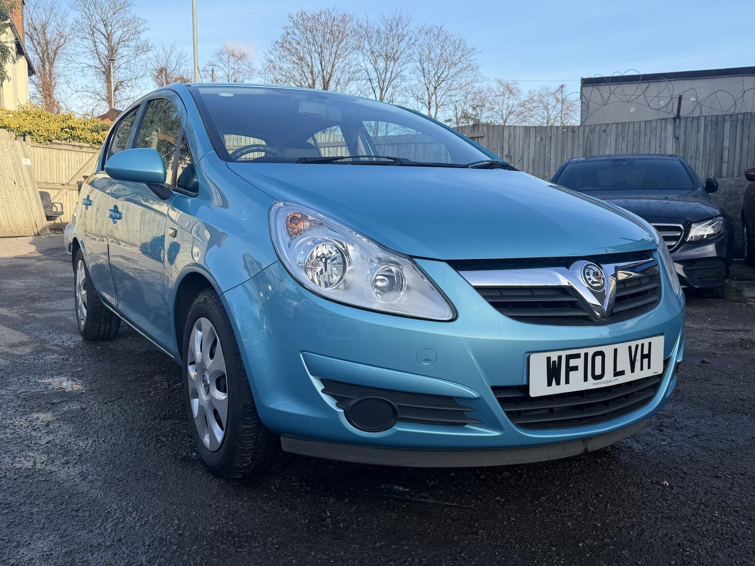 Used Vauxhall Corsa 2010 for sale - 76762216: Photo 4