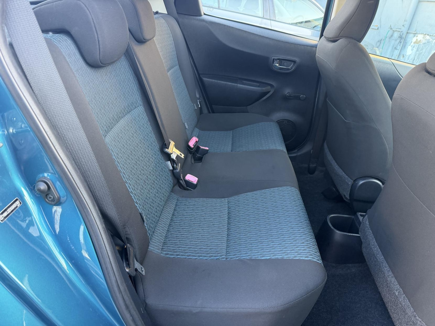 Used Toyota Yaris 2012 for sale - 76762228: Photo 18