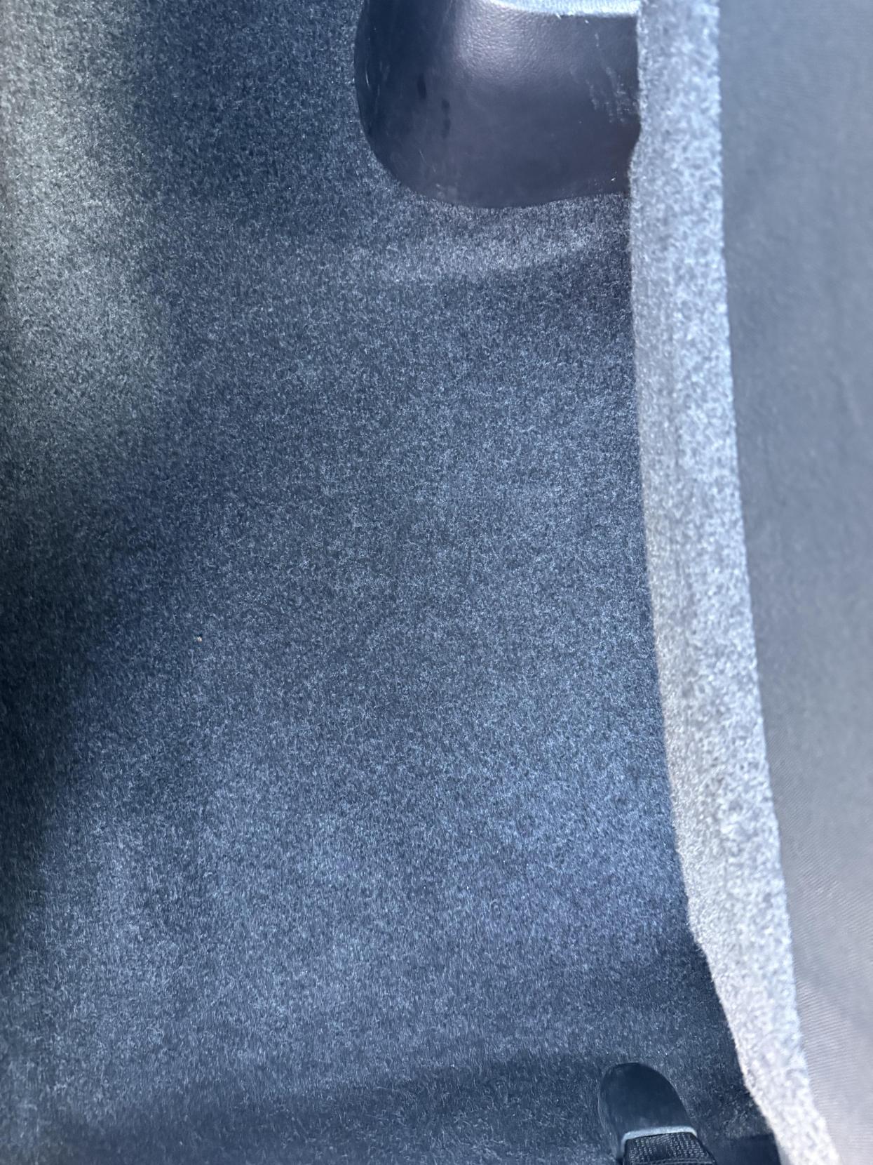 Used Toyota Yaris 2012 for sale - 76762228: Photo 21