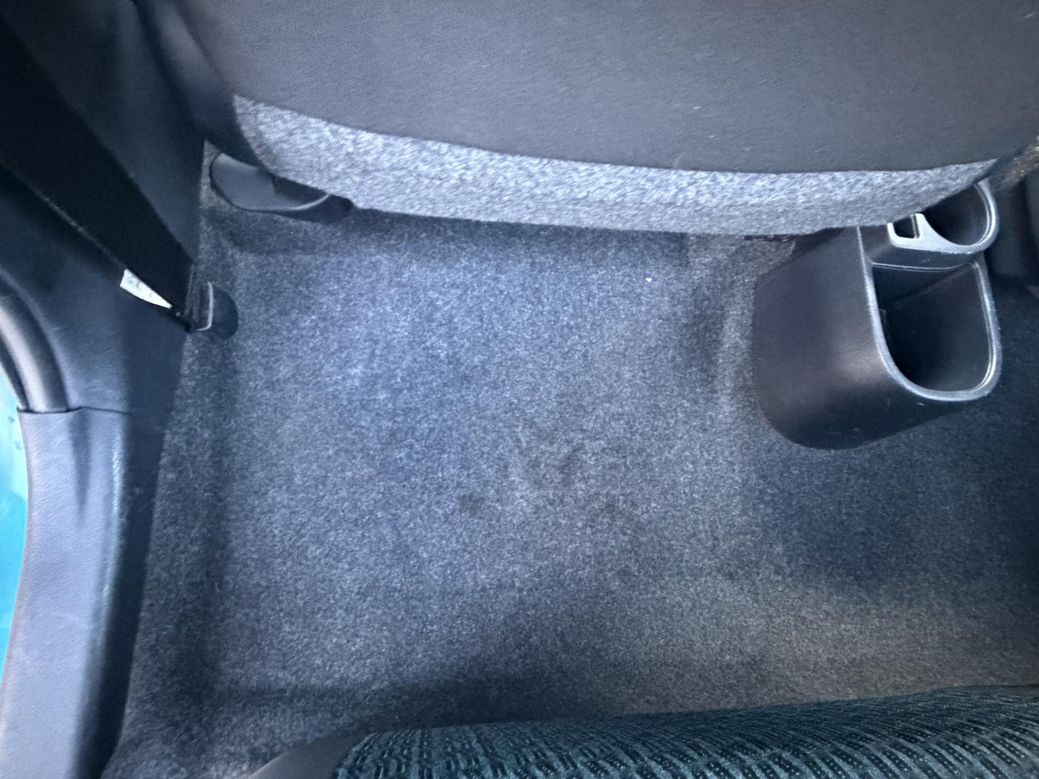 Used Toyota Yaris 2012 for sale - 76762228: Photo 28