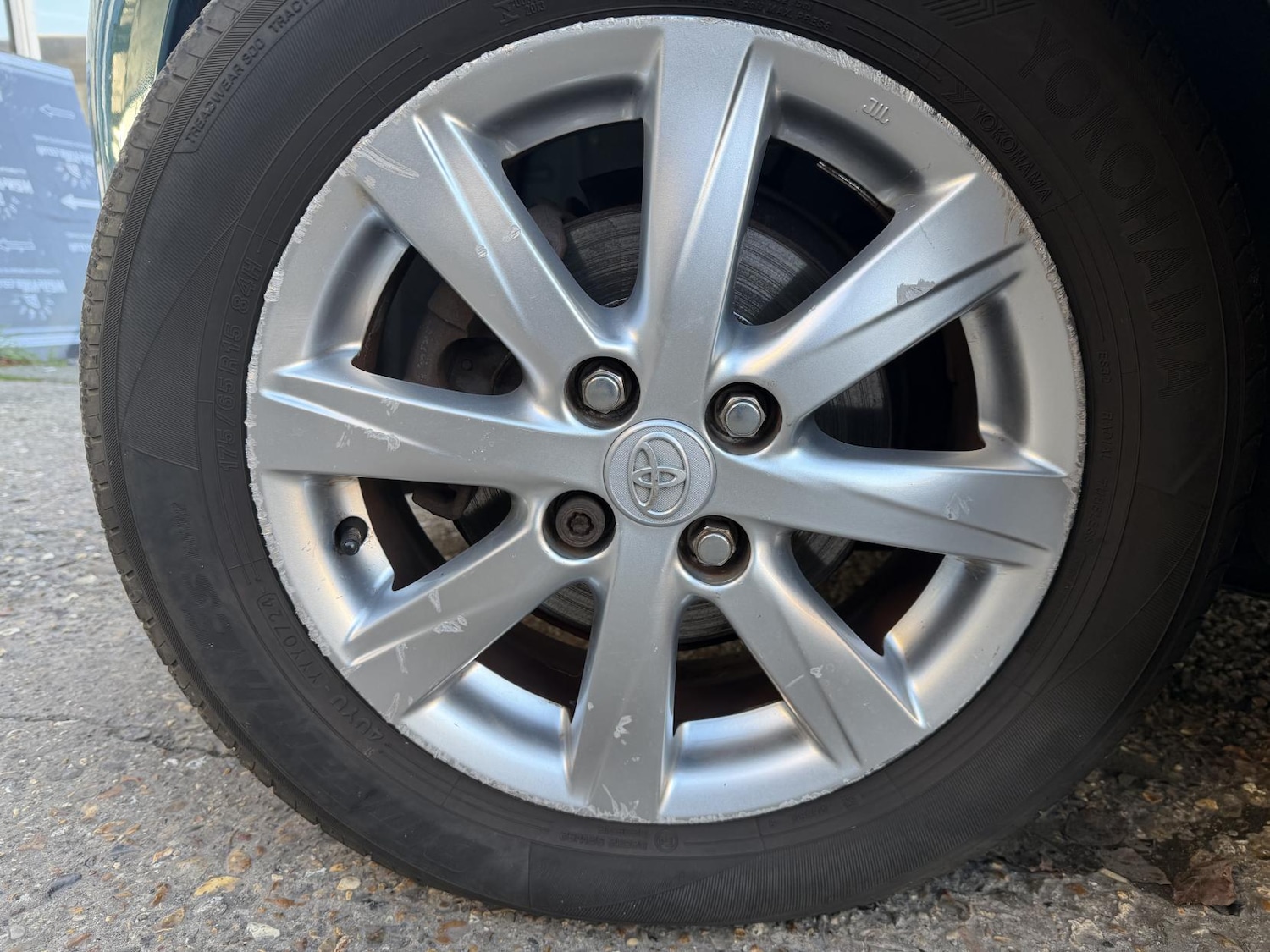 Used Toyota Yaris 2012 for sale - 76762228: Photo 62