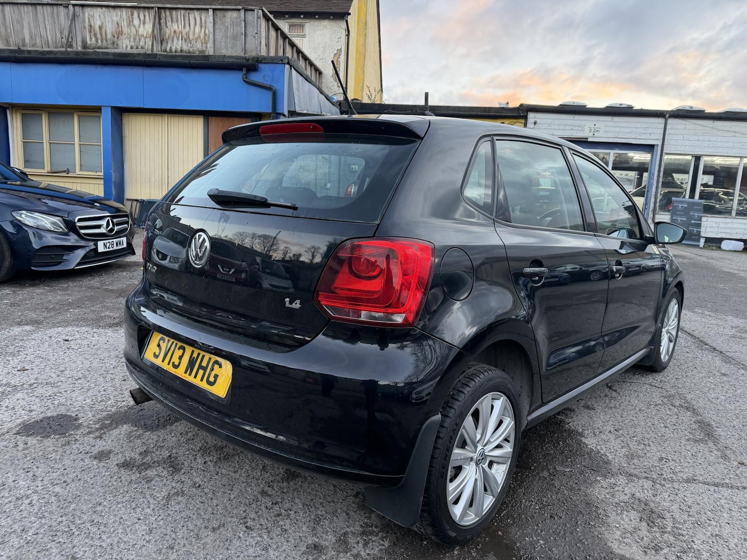 Used Volkswagen Polo 2013 for sale - 76762225: Photo 11