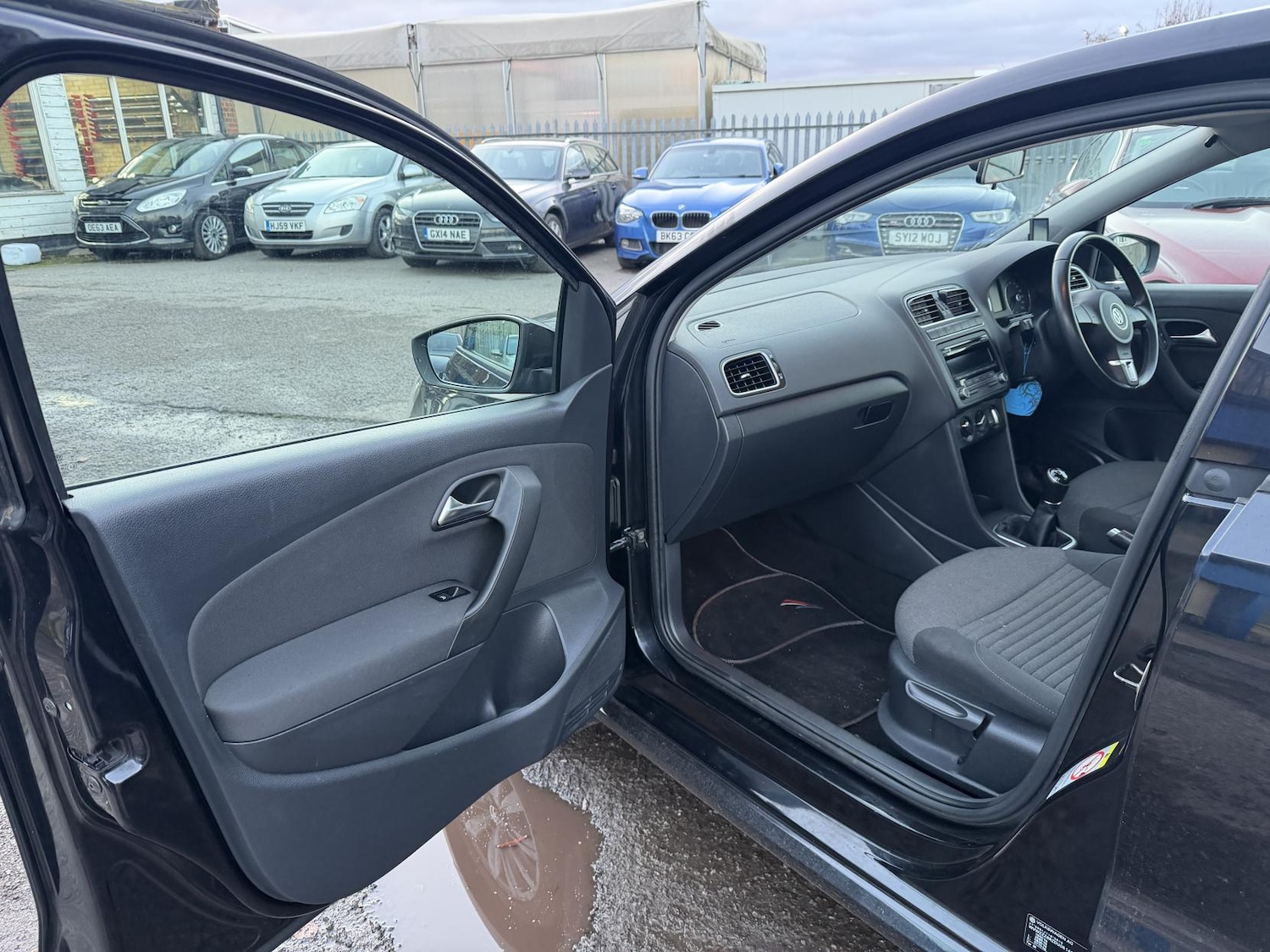 Used Volkswagen Polo 2013 for sale - 76762225: Photo 24