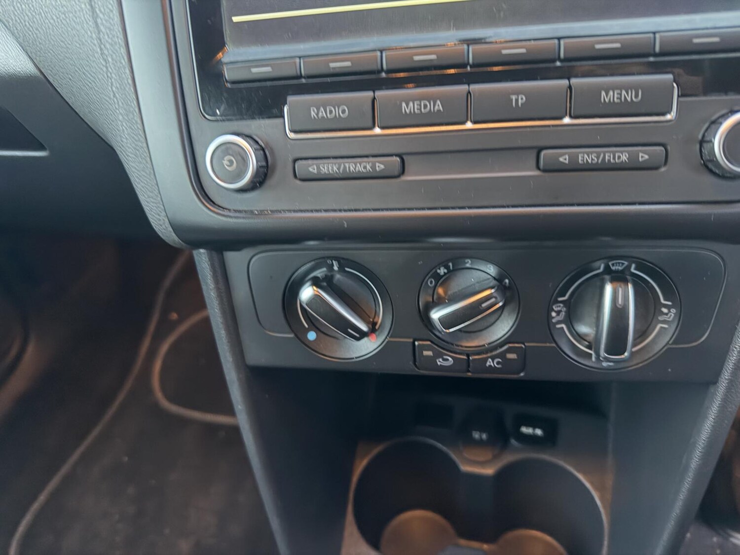 Used Volkswagen Polo 2013 for sale - 76762225: Photo 35