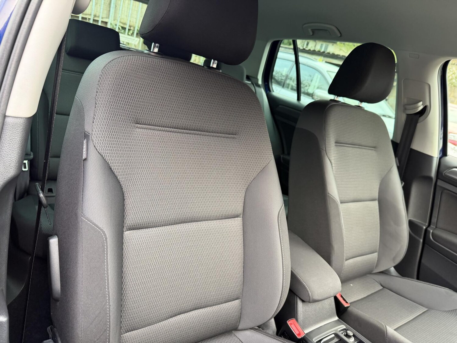 Used Volkswagen Golf 2019 for sale - 76762213: Photo 41