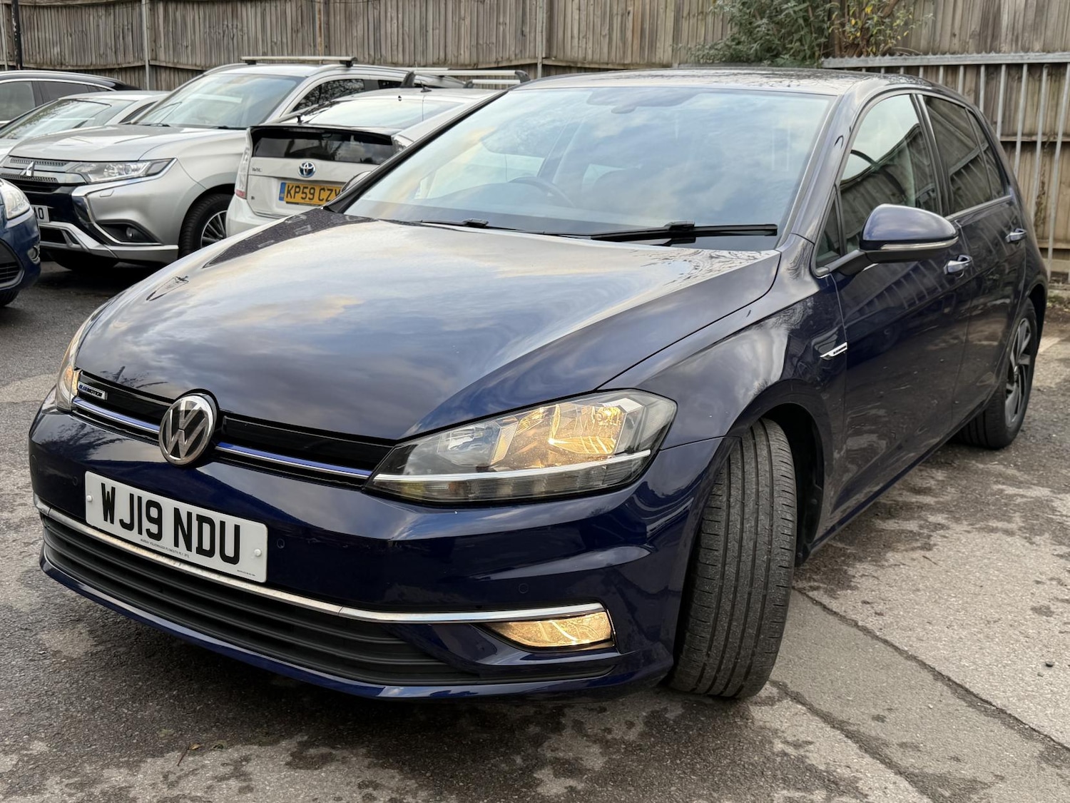 Used Volkswagen Golf 2019 for sale - 76762213: Photo 67