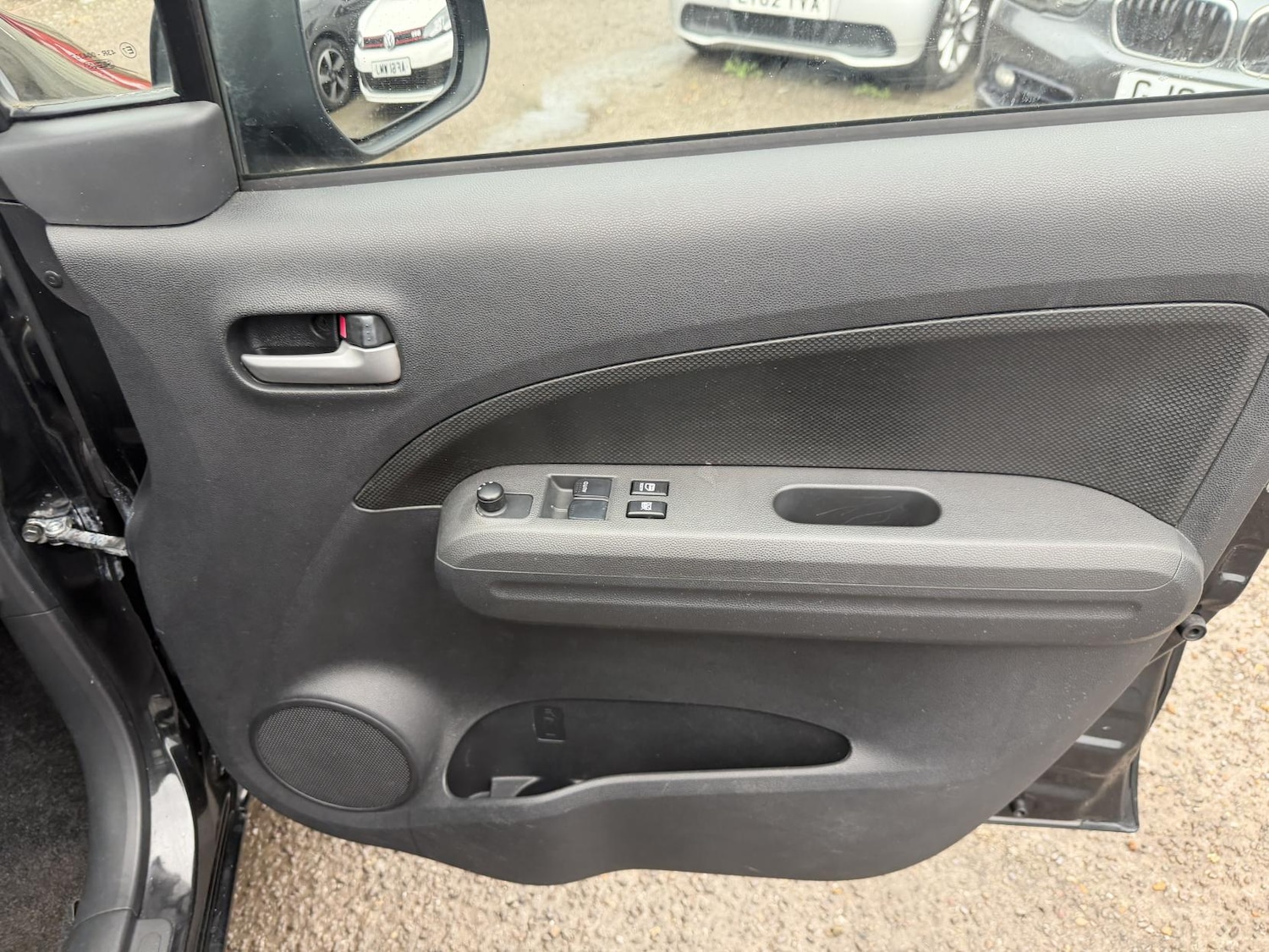 Used Vauxhall Agila 2013 for sale - 76885272: Photo 32