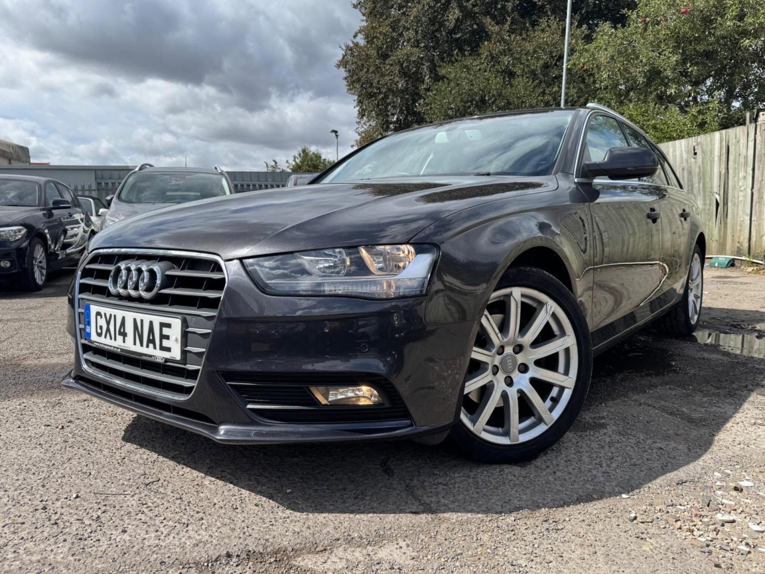 Used Audi A4 2014 for sale - 76741833: Photo 3