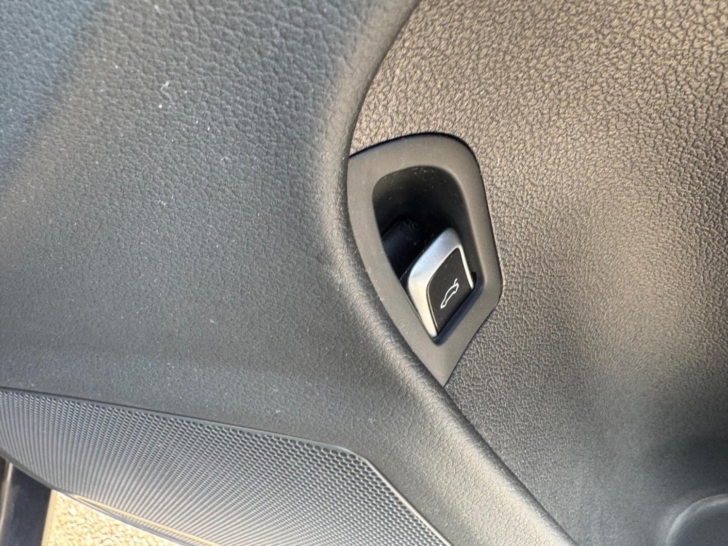 Used Audi A4 2014 for sale - 76741833: Photo 51