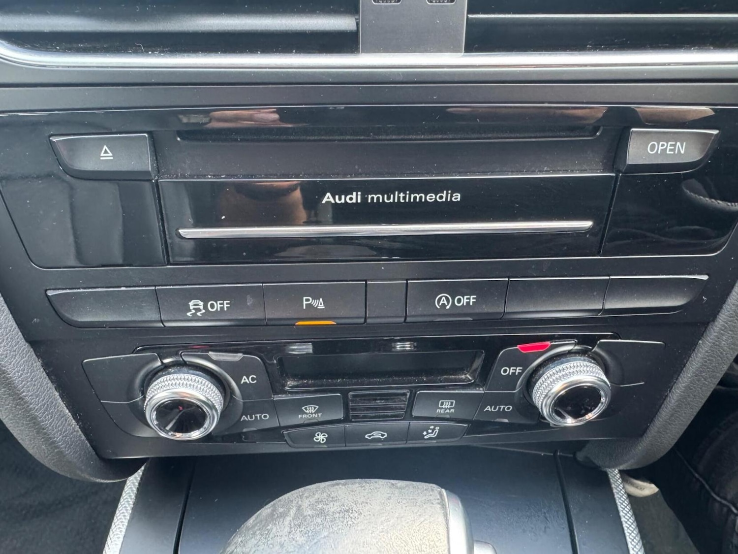 Used Audi A4 2014 for sale - 76741833: Photo 62