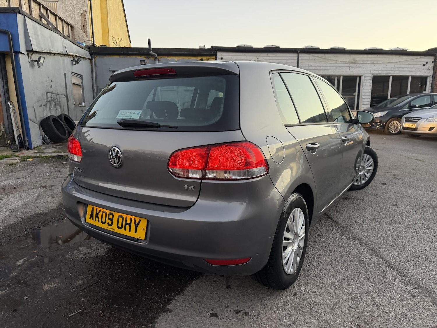 Used Volkswagen Golf 2009 for sale - 76762229: Photo 2