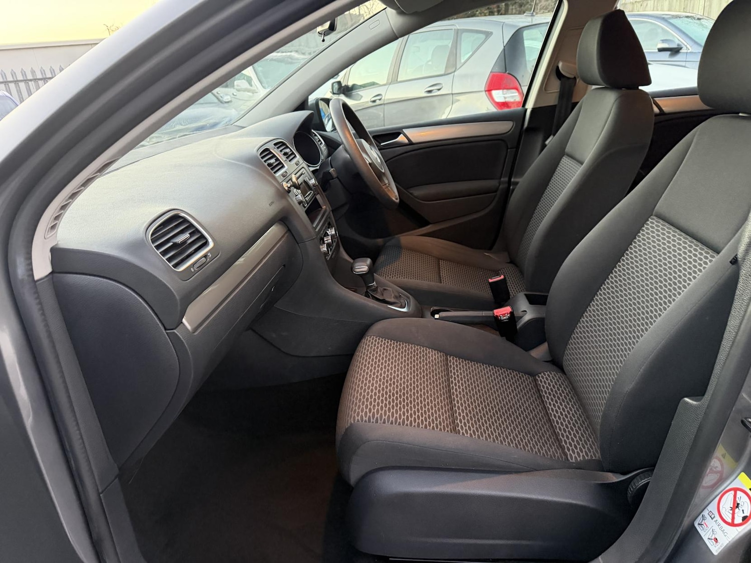 Used Volkswagen Golf 2009 for sale - 76762229: Photo 33