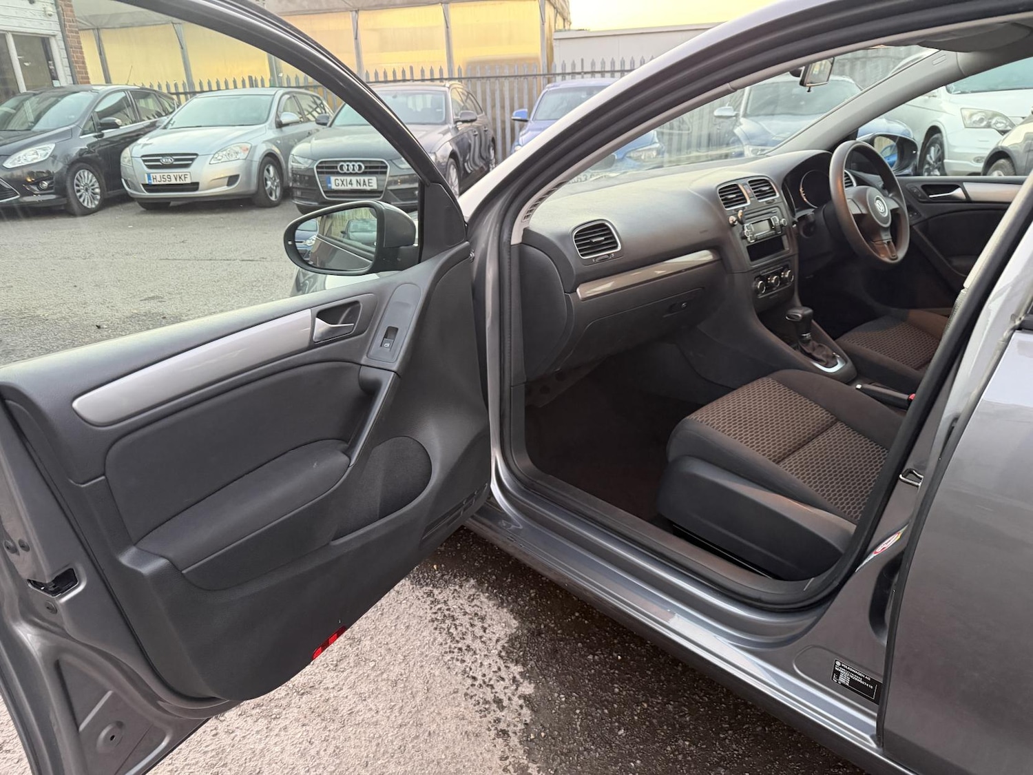 Used Volkswagen Golf 2009 for sale - 76762229: Photo 34