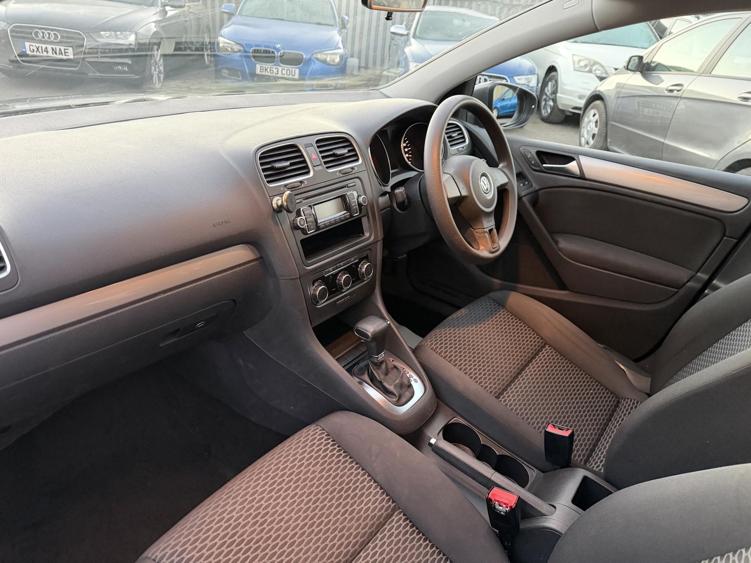 Used Volkswagen Golf 2009 for sale - 76762229: Photo 37