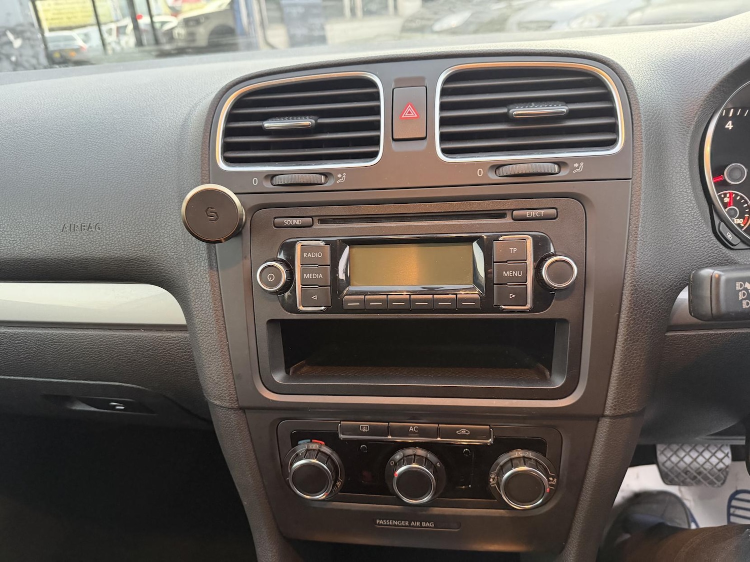 Used Volkswagen Golf 2009 for sale - 76762229: Photo 48