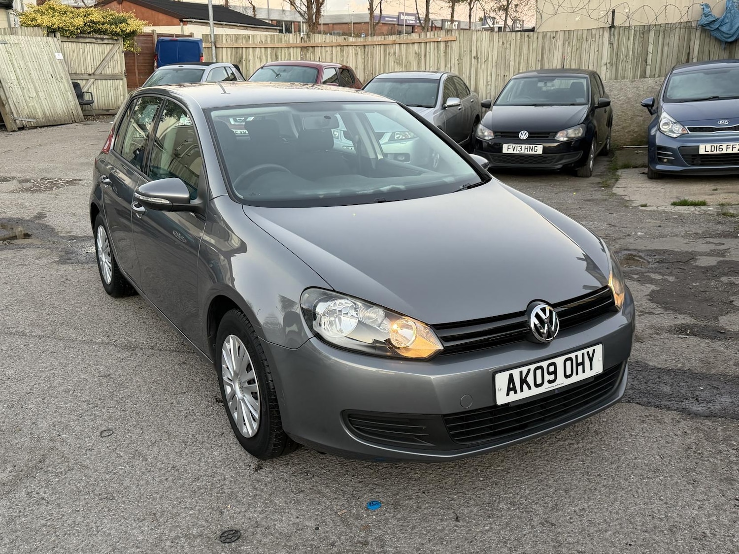 Used Volkswagen Golf 2009 for sale - 76762229: Photo 5