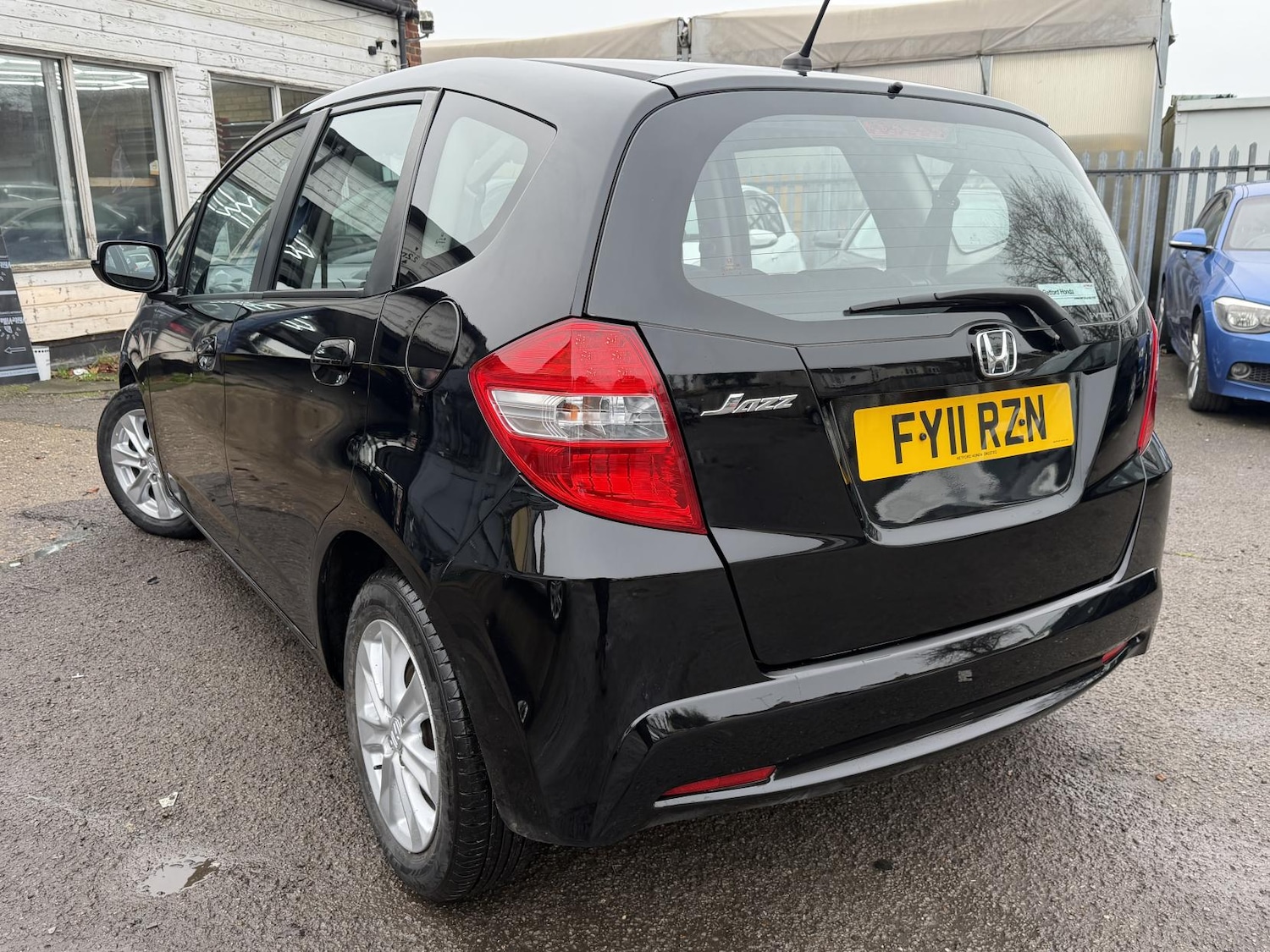 Used Honda Jazz 2011 for sale - 76971778: Photo 2