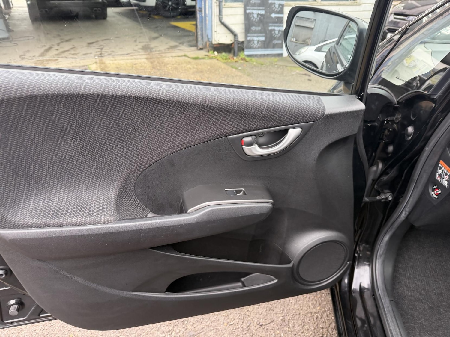 Used Honda Jazz 2011 for sale - 76971778: Photo 36