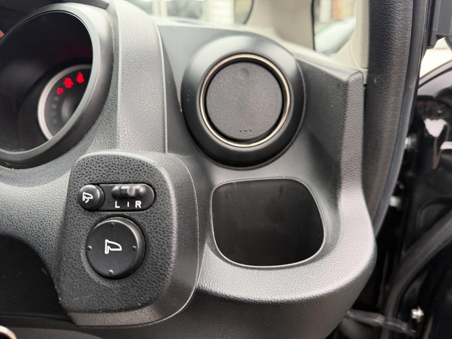 Used Honda Jazz 2011 for sale - 76971778: Photo 46