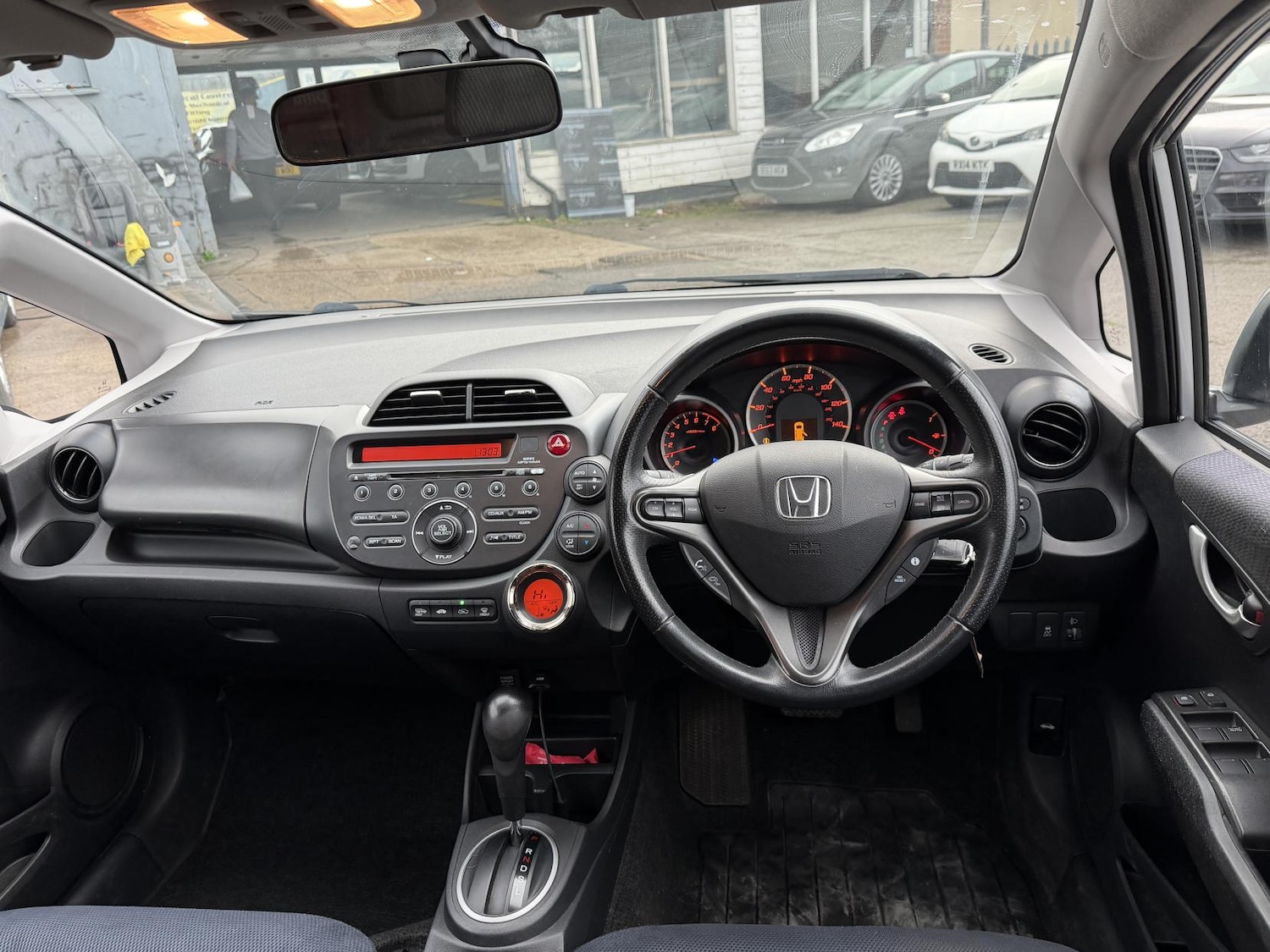 Used Honda Jazz 2014 for sale - 76948938: Photo 22