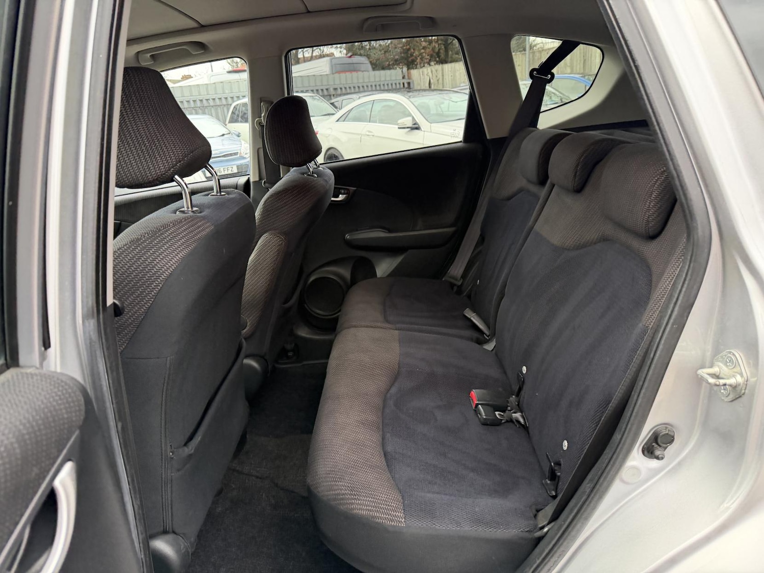 Used Honda Jazz 2014 for sale - 76948938: Photo 28