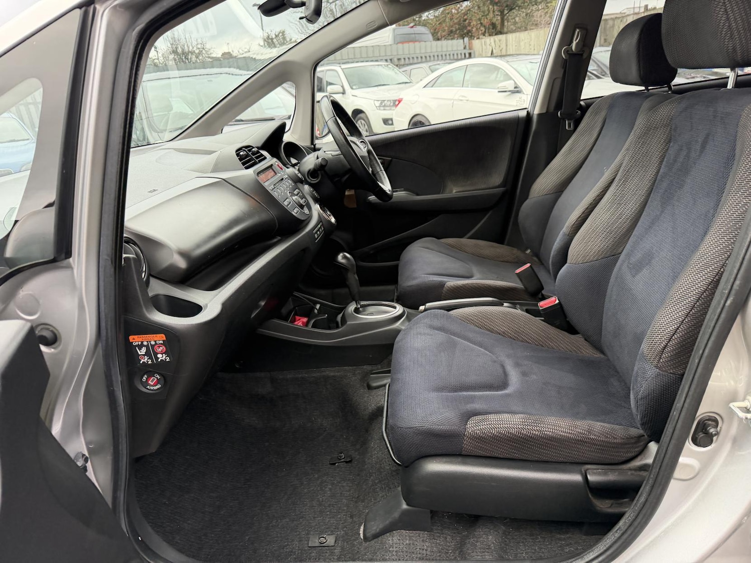 Used Honda Jazz 2014 for sale - 76948938: Photo 33