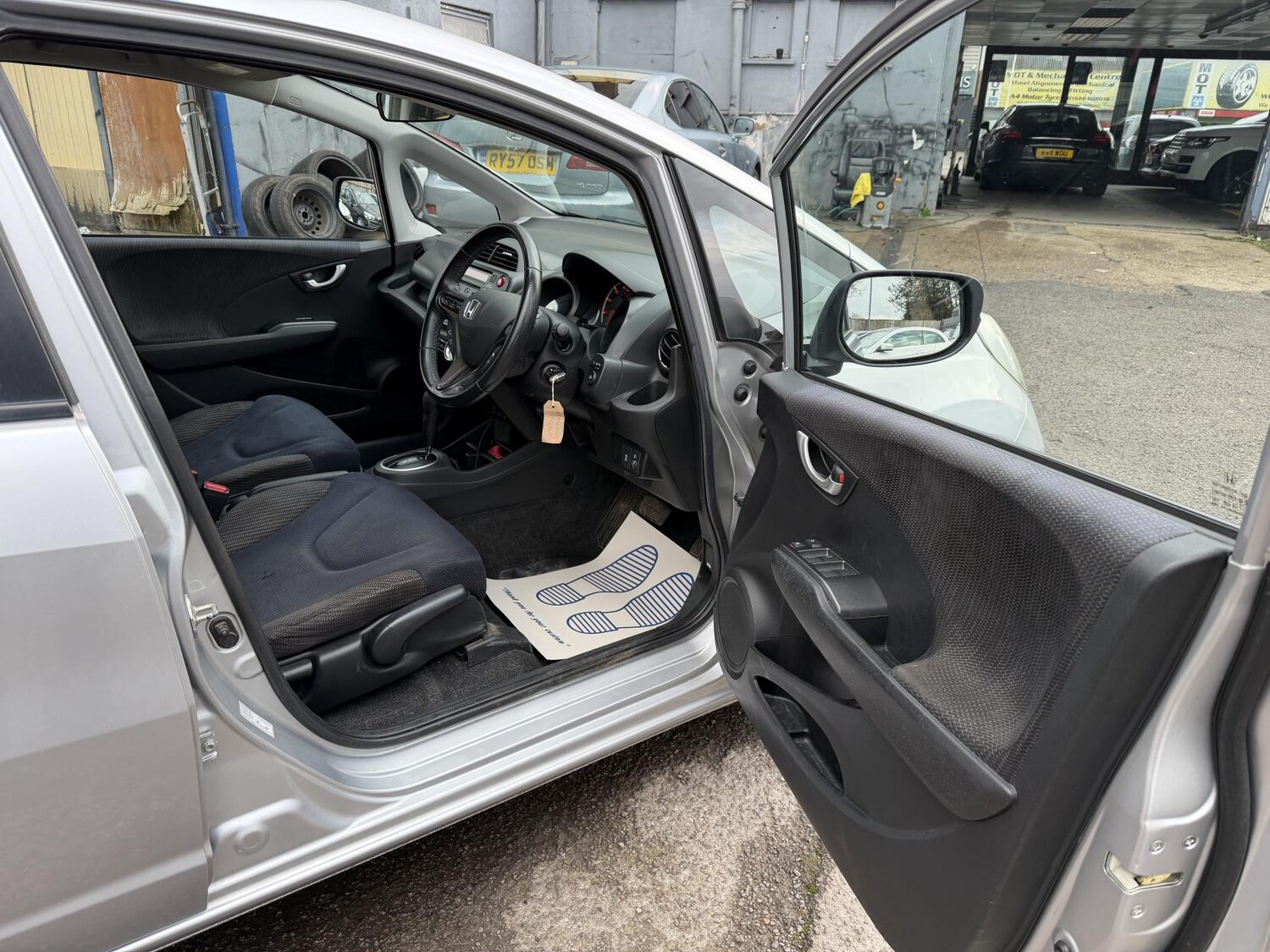 Used Honda Jazz 2014 for sale - 76948938: Photo 39