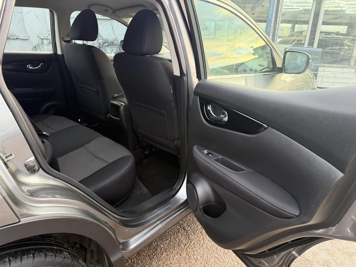 Used Nissan Qashqai 2016 for sale - 76762224: Photo 17