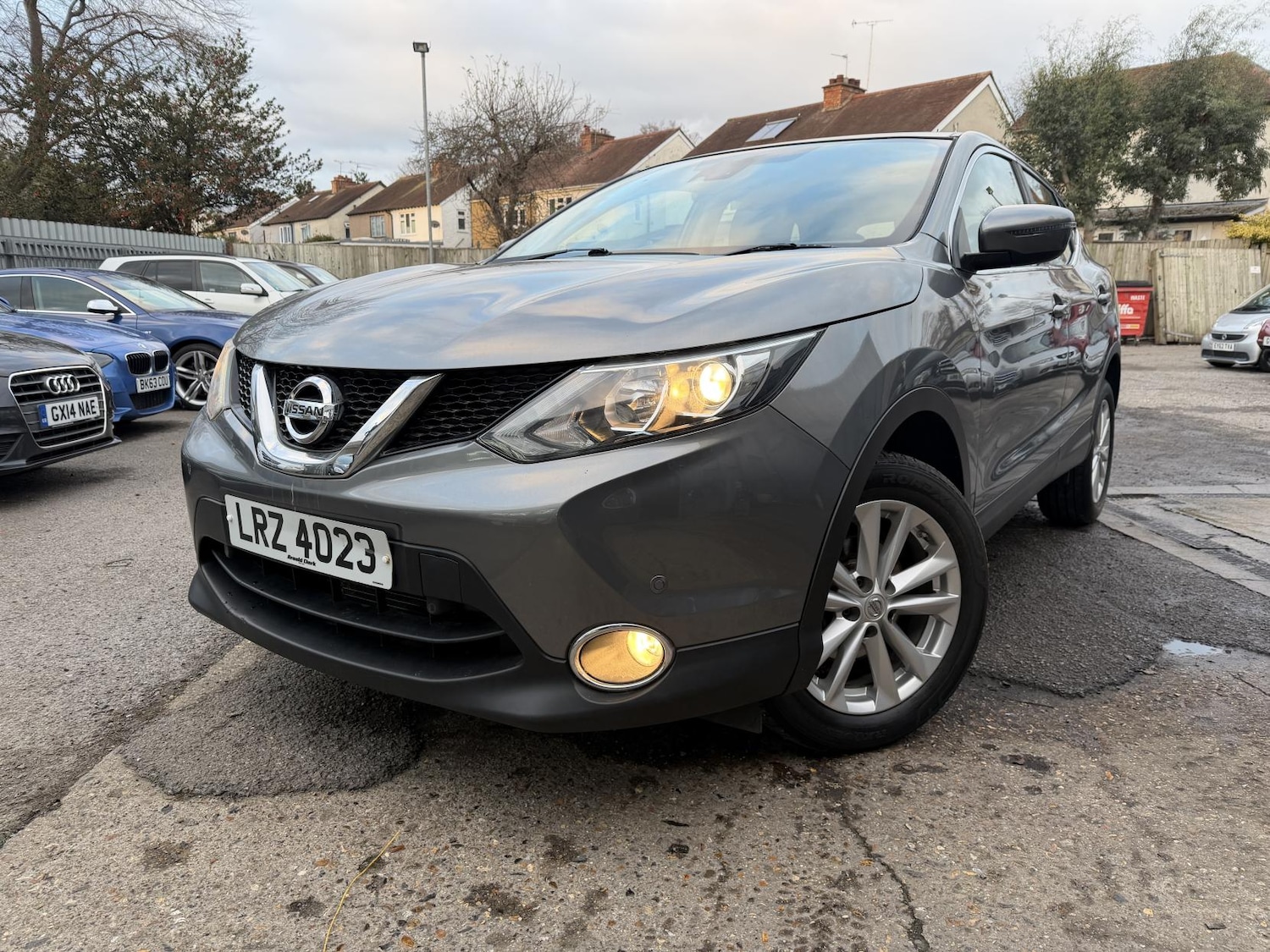 Used Nissan Qashqai 2016 for sale - 76762224: Photo 3