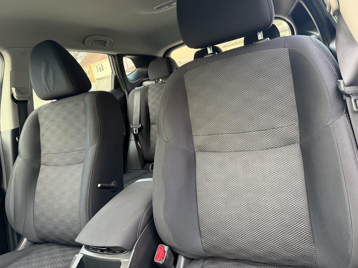 Used Nissan Qashqai 2016 for sale - 76762224: Photo 33