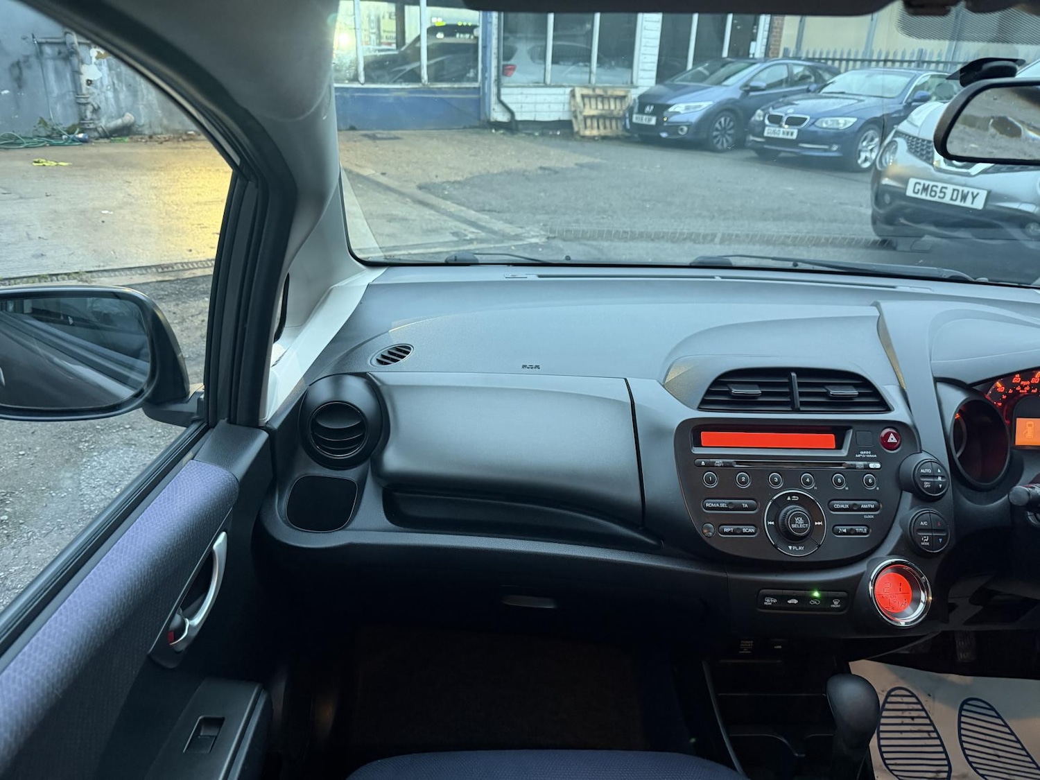 Used Honda Jazz 2012 for sale - 77228509: Photo 27