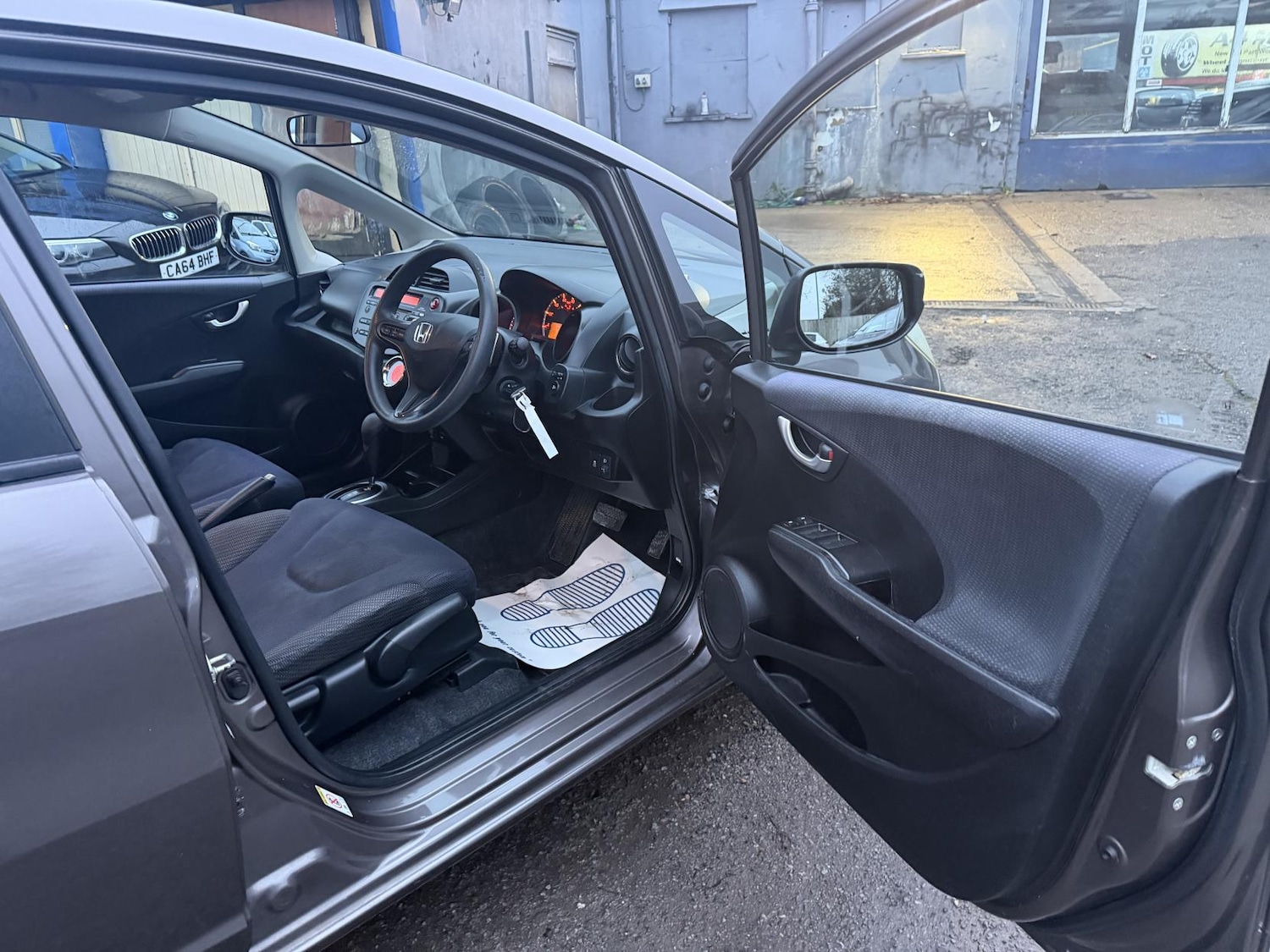 Used Honda Jazz 2012 for sale - 77228509: Photo 38