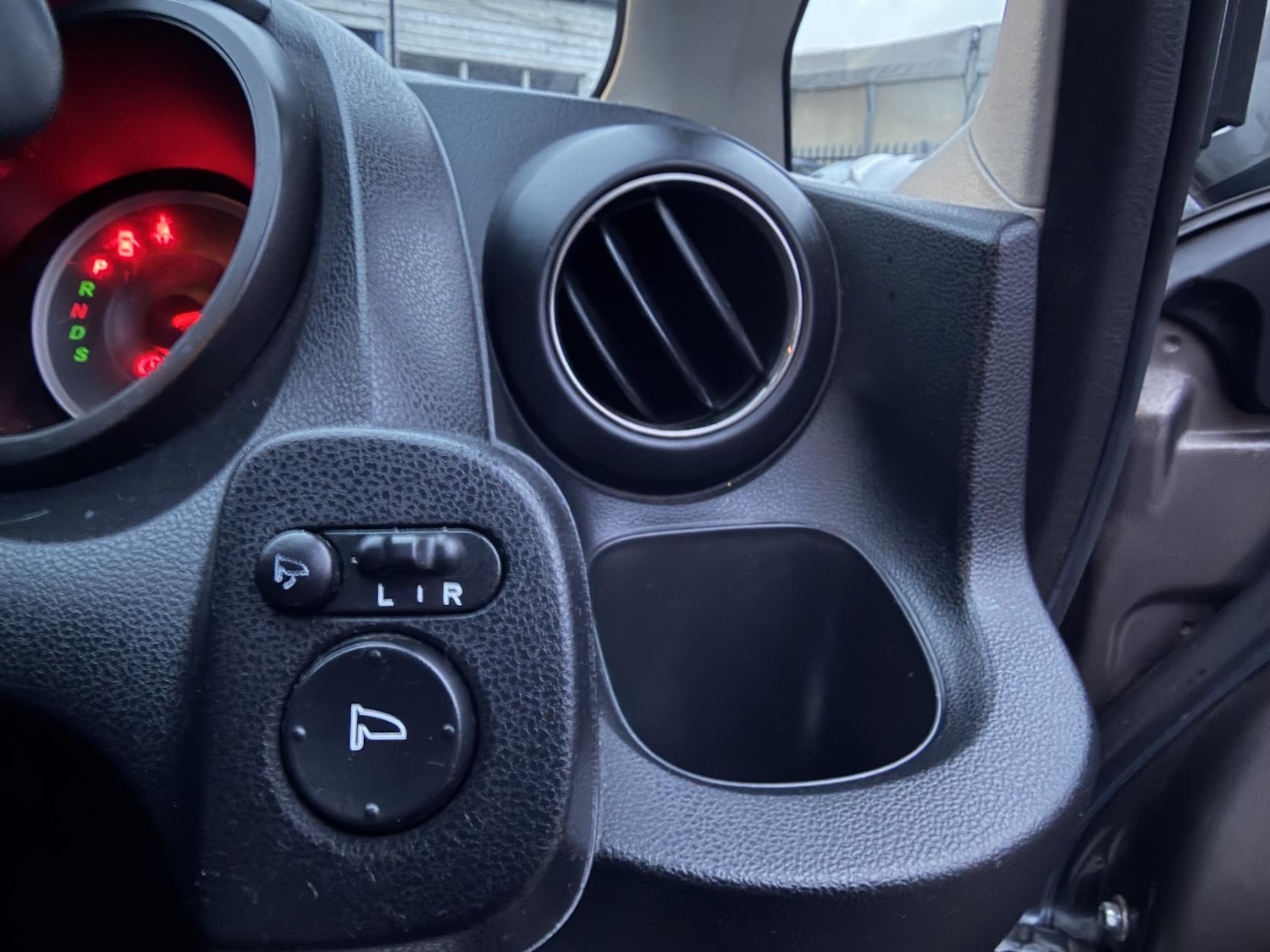 Used Honda Jazz 2012 for sale - 77228509: Photo 40