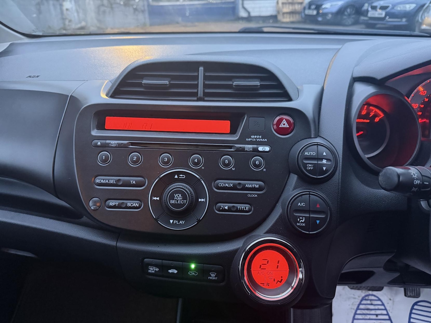 Used Honda Jazz 2012 for sale - 77228509: Photo 45