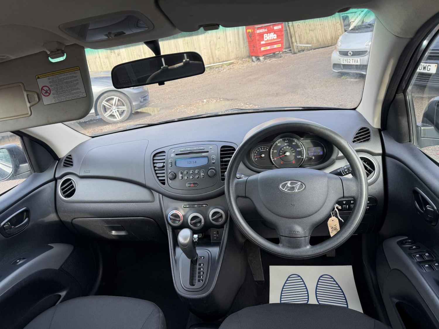 Used Hyundai i10 2011 for sale - 76837588: Photo 20