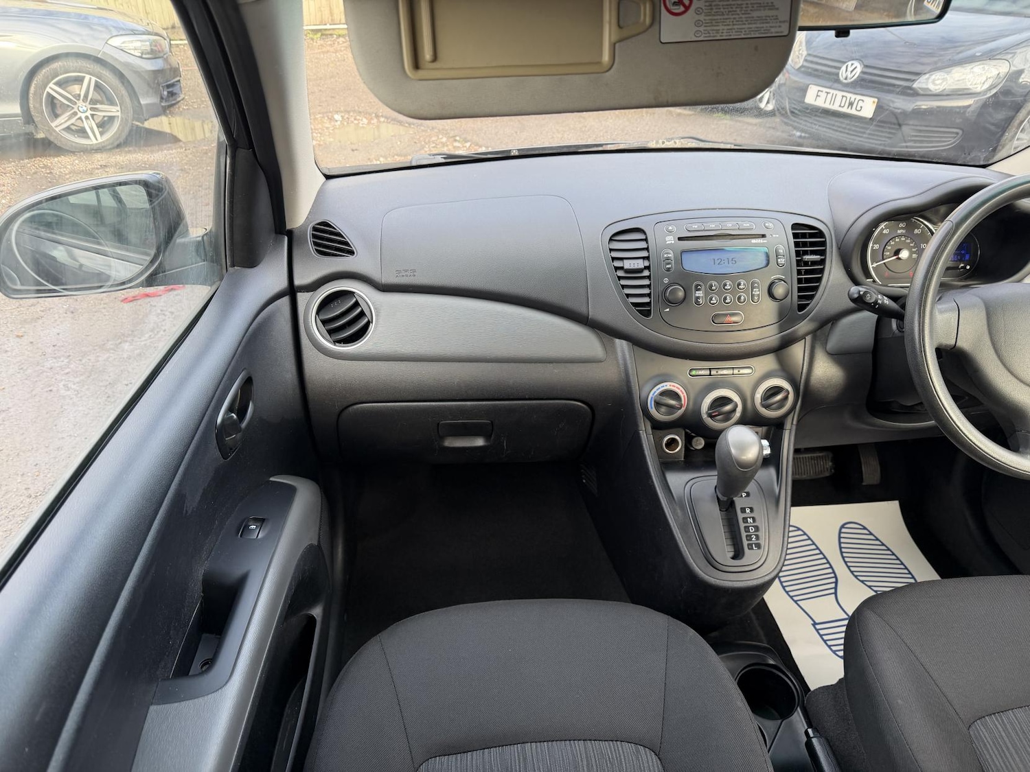 Used Hyundai i10 2011 for sale - 76837588: Photo 24