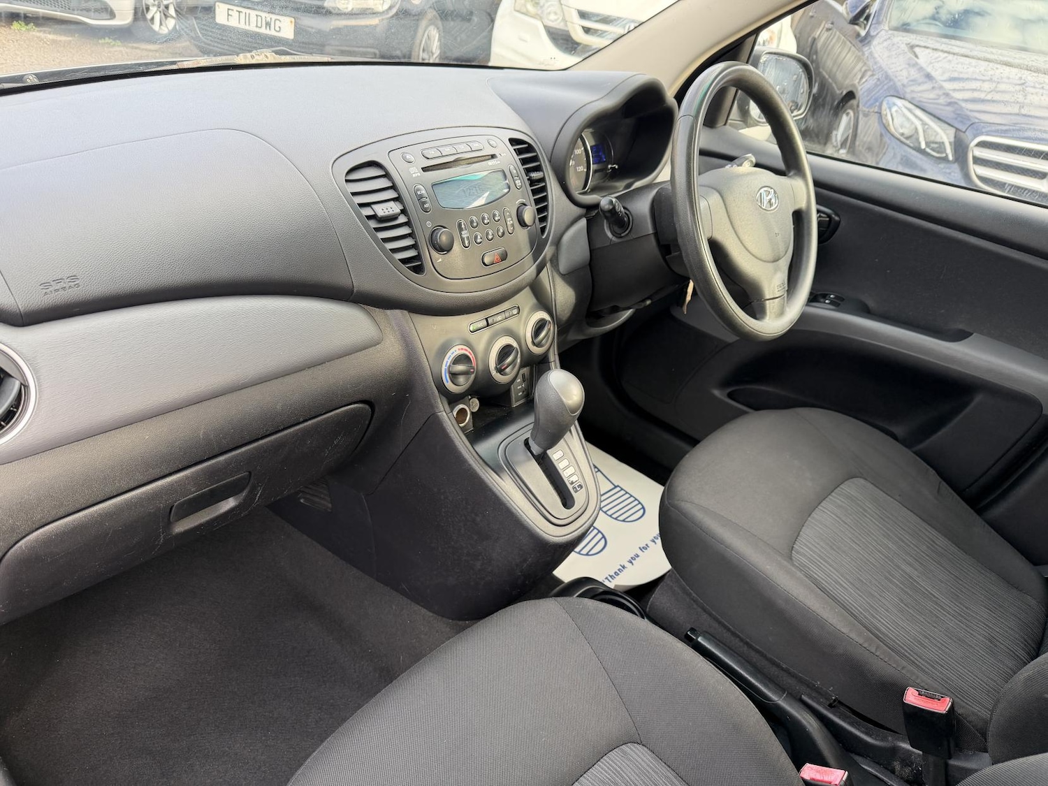 Used Hyundai i10 2011 for sale - 76837588: Photo 27