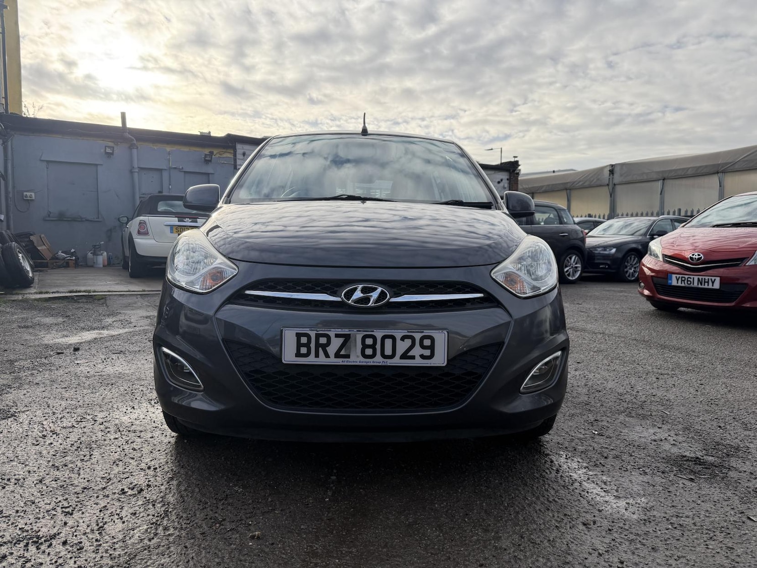 Used Hyundai i10 2011 for sale - 76837588: Photo 8